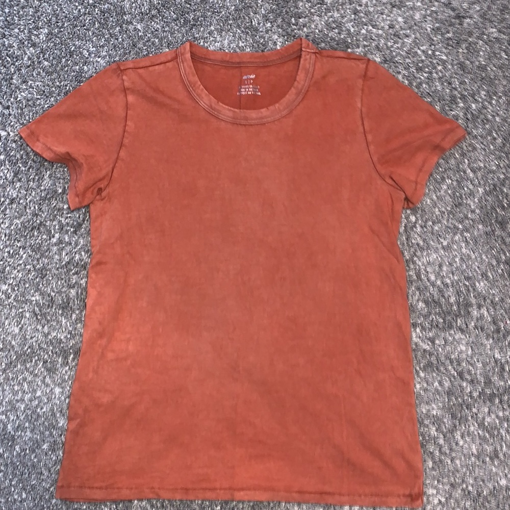 Aerie Tshirt BRAND NEW
